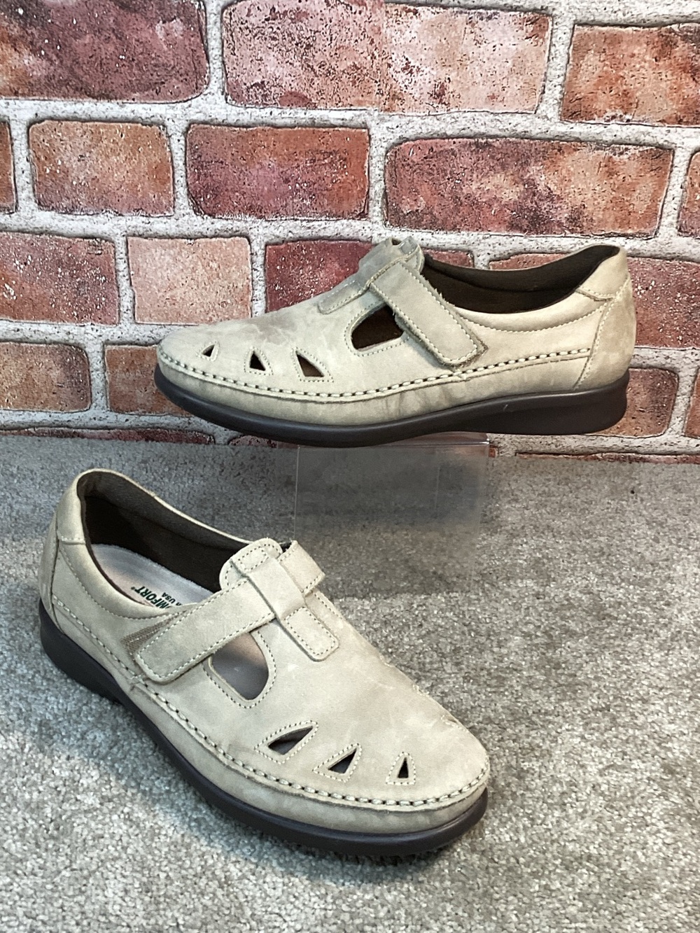 SAS Roamer slip on women’s loafers size 7 M